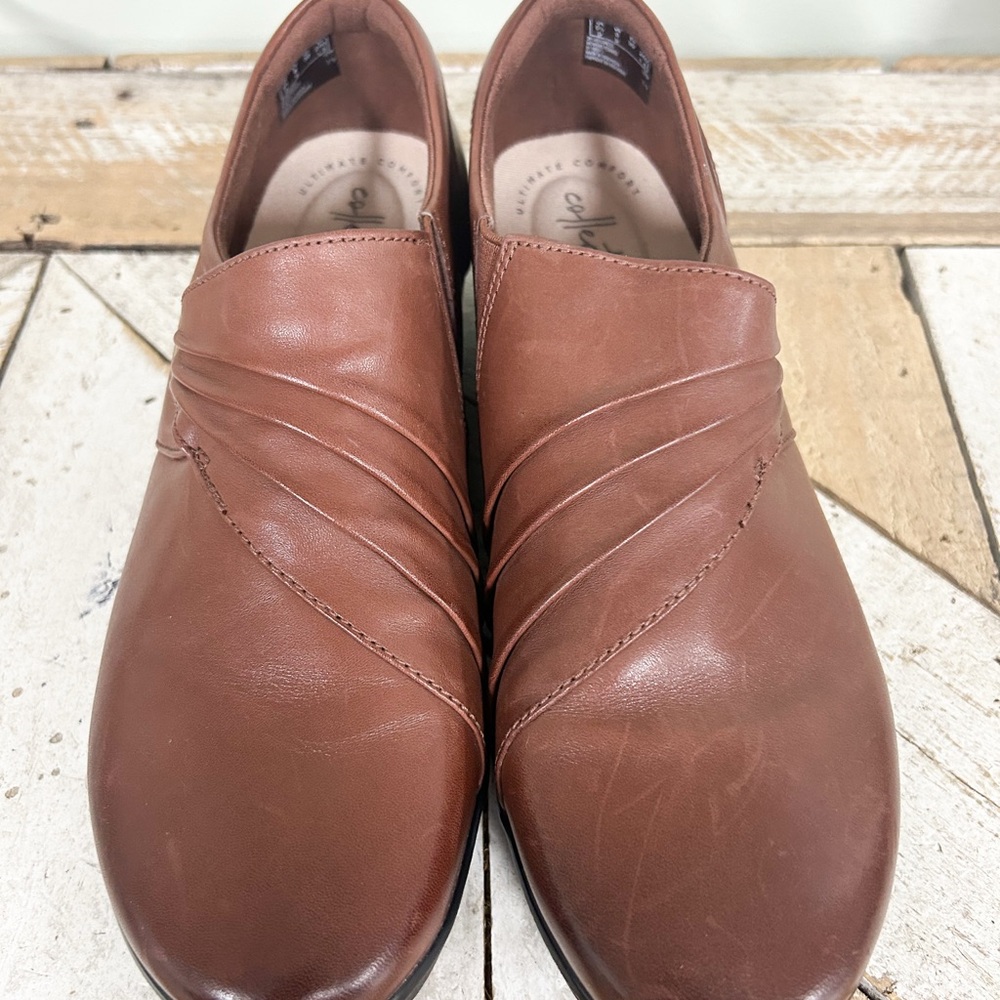 Clarks Womens Brown Leather Loafers size 8 nearly new - Picture 7 of 7